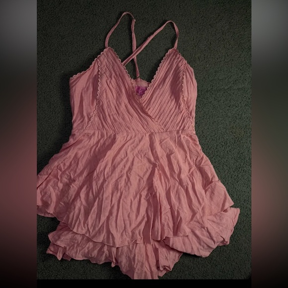 Francesca's Collections Pink Layered Dress - Picture 2 of 4